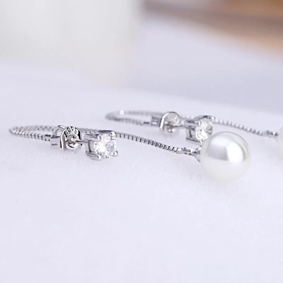 Silver Diamond and pearl long drop earrings trend - Picture 5 of 5